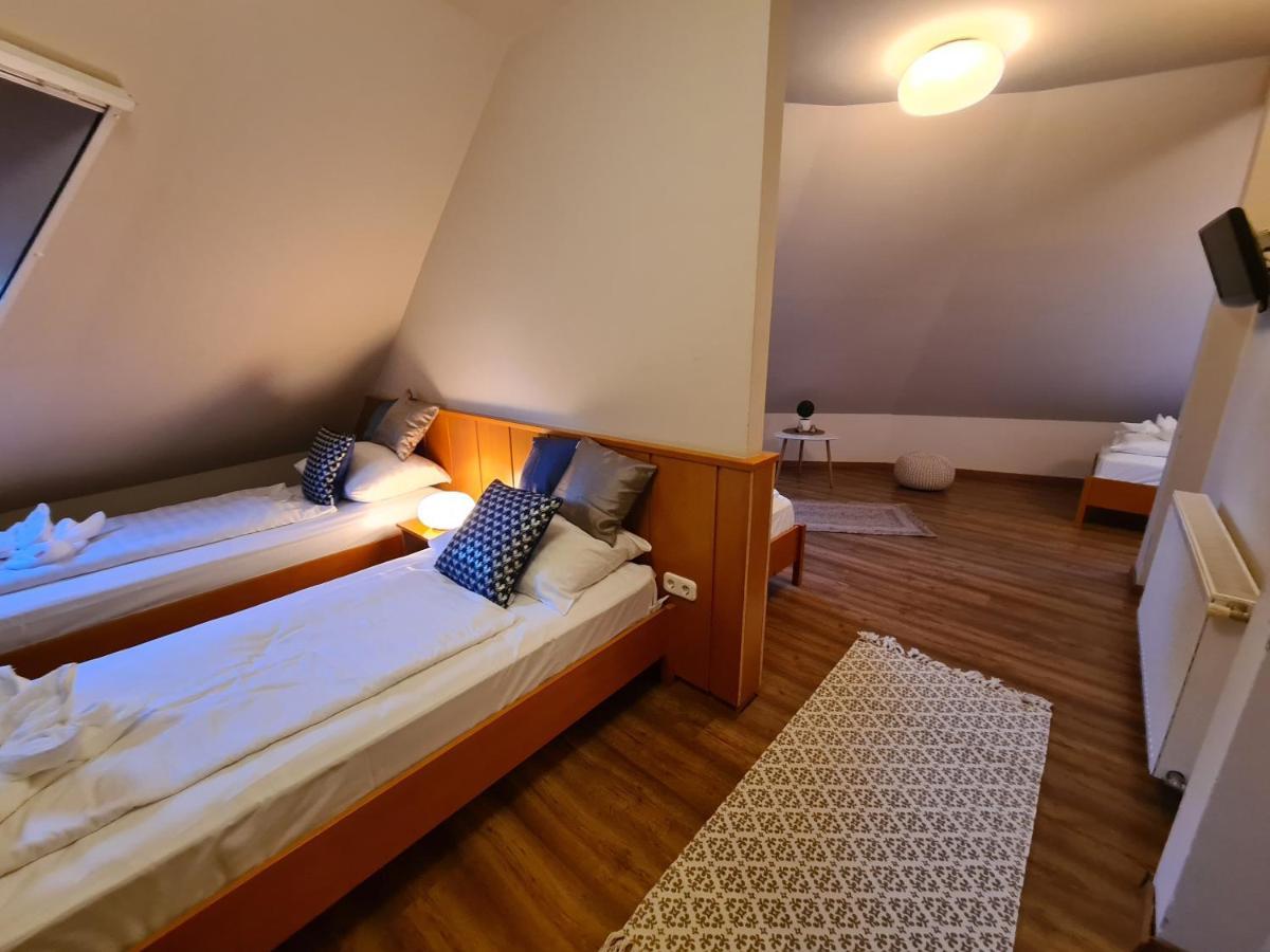 Istvan Parkhotel Es Gasztrofarm Sormás Екстериор снимка