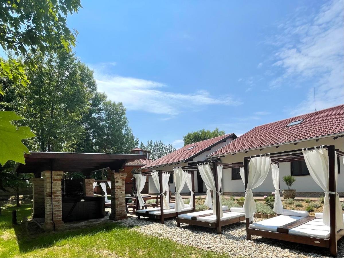 Istvan Parkhotel Es Gasztrofarm Sormás Екстериор снимка